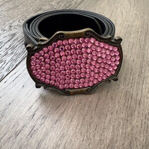 Circa early 2000s Jommi Joolz pink rhinestone western black leather belt from Ho